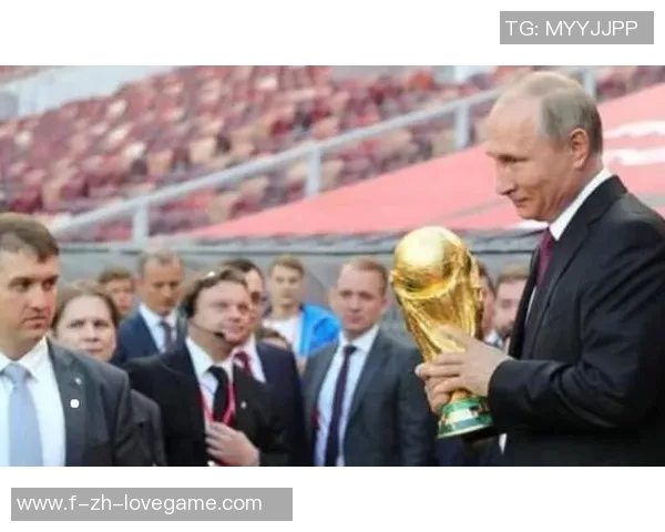 普京对俄罗斯足球流氓的态度与国家形象的复杂关系探讨